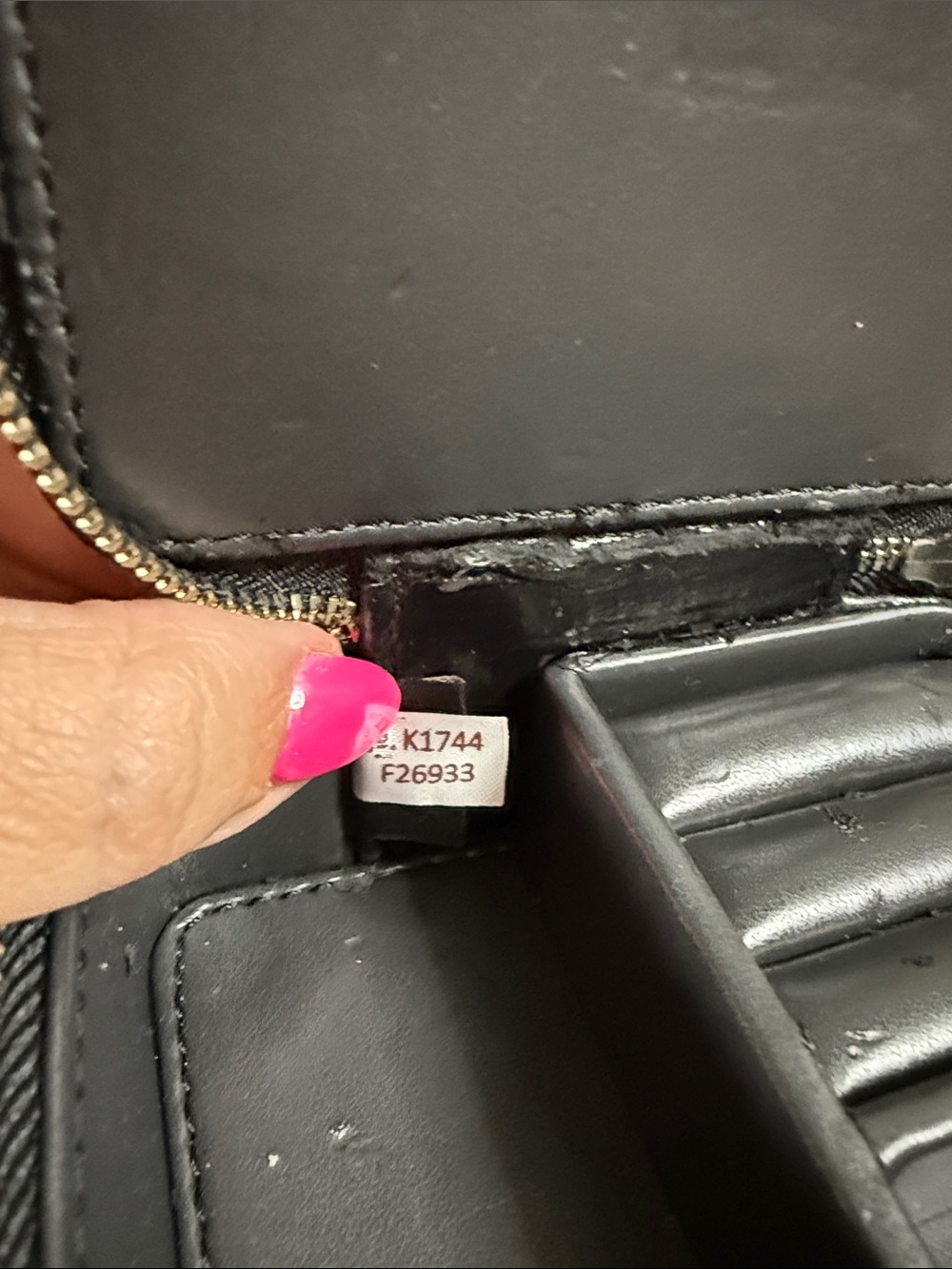 Coach Rainbow Travel Jewelry Case with callouts - Picture 2 of 14